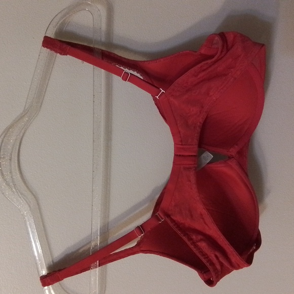Victoria's secret bra - Picture 2 of 3